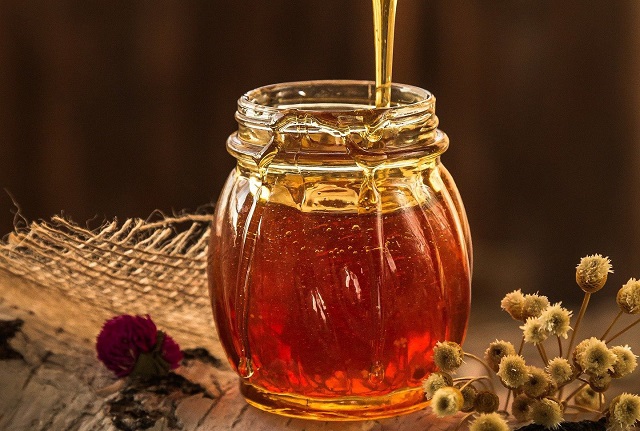 Chăm sóc da tự nhiên bằng nguyên liệu mật ong