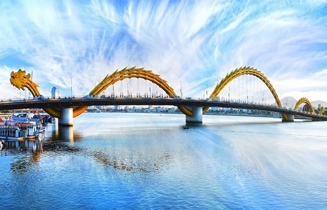 Cầu rồng Đà Nẵng với thiết kế độc đáo ấn tượng