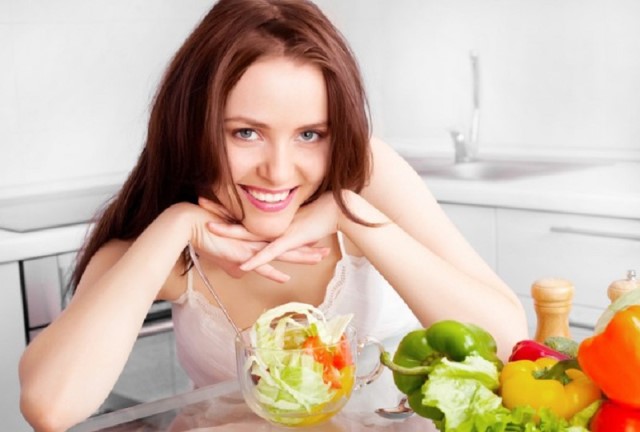 Chế độ ăn uống hợp lý giúp bảo vệ làn da hiệu quả