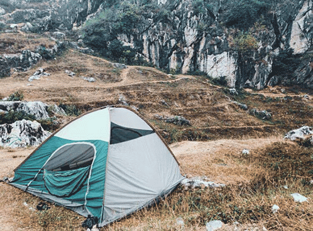 Cắm trại cuối tuần tại núi Trầm