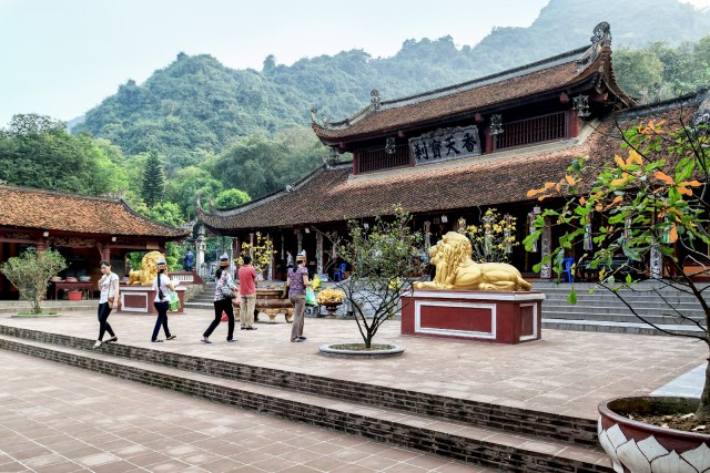 Đường đi đến chùa Hương 