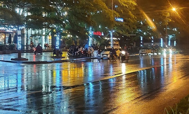  Thời tiết Hà Nội vào ngày mưa