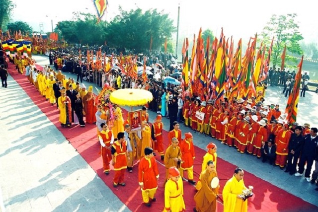 Lễ hội khai xuân tại Côn Sơn - Kiếp Bạc