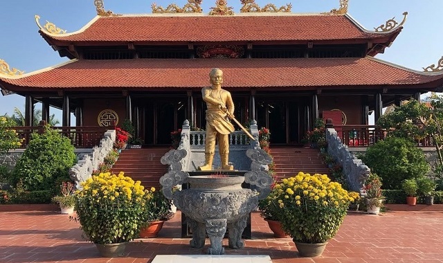 Đền thờ anh hùng dân tộc Nguyễn Trung Trực tại Kiên Giang