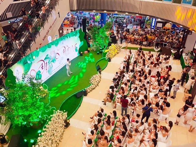 Mua sắm và vui chơi tại Aeon Mall Bình Tân
