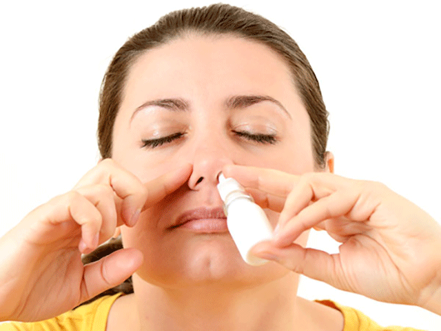 Dùng bình xịt mũi giúp làm giảm những triệu chứng của bệnh viêm mũi dị ứng hiệu quả